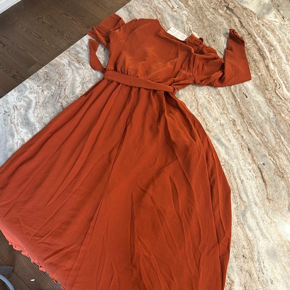 NWT Robe Dress - Picture 7 of 14